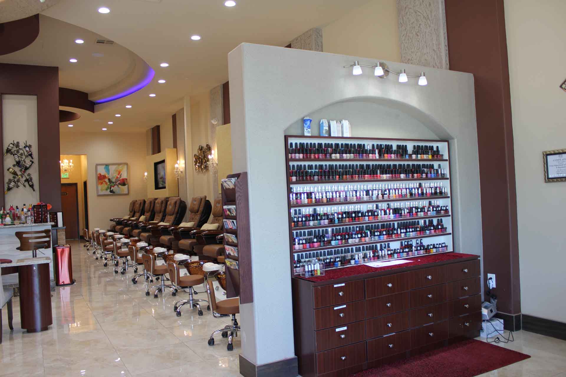 Majestic Nails Gallery